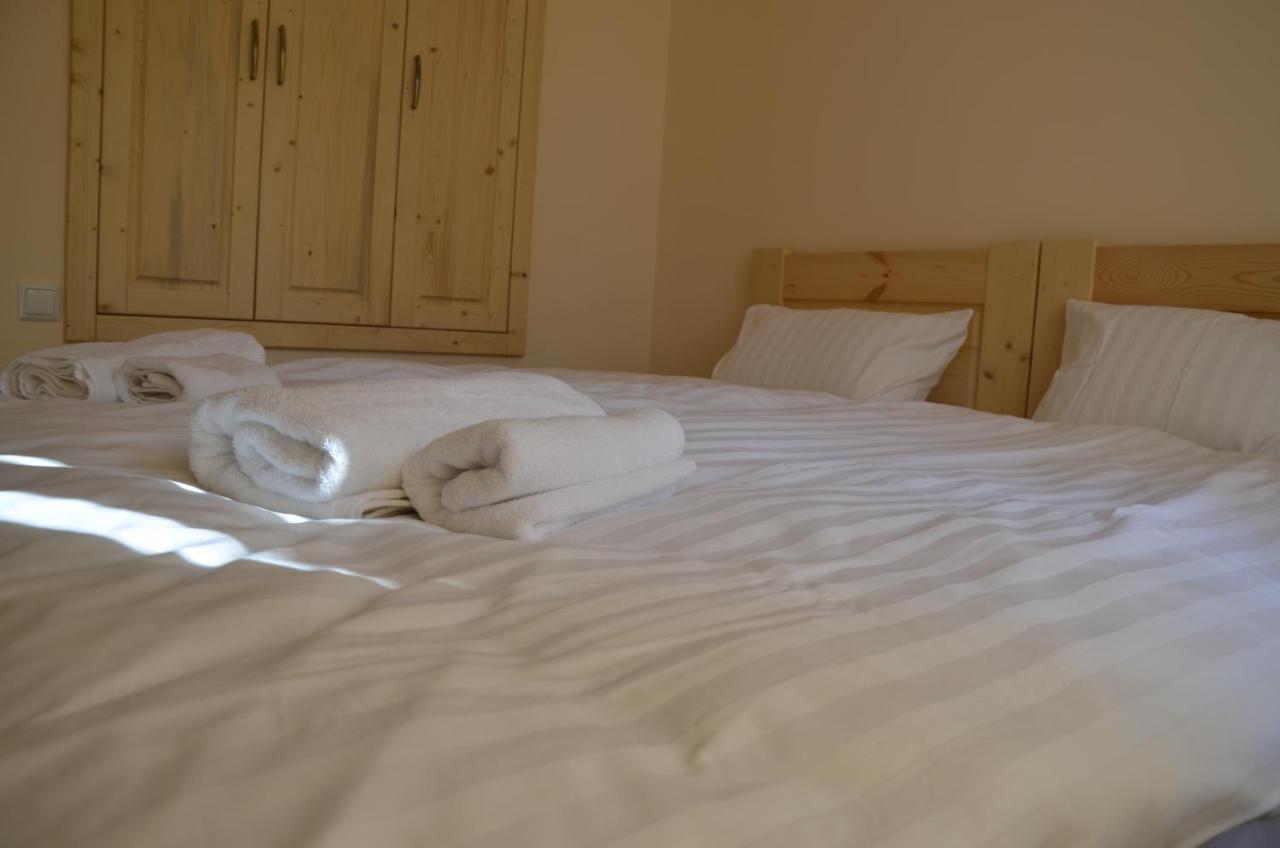 Petit Dilijan Bed & Breakfast Екстериор снимка